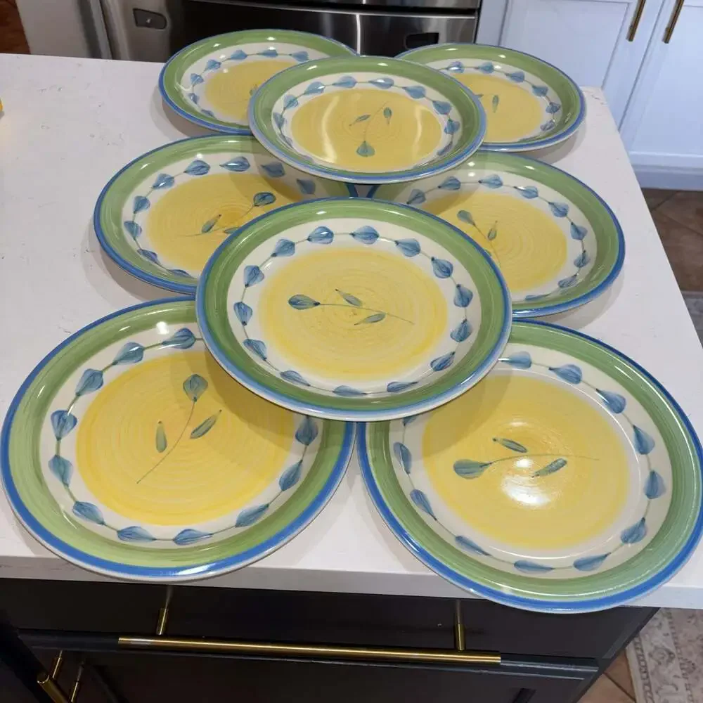 Trisa stoneware hand
